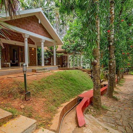 Orchid Trails Resort Sultan Bathery Eksteriør bilde