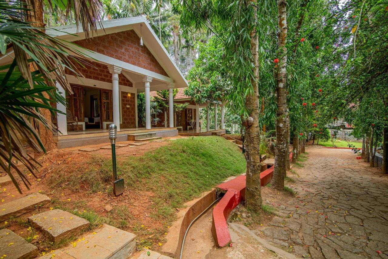 Orchid Trails Resort Sultan Bathery Eksteriør bilde