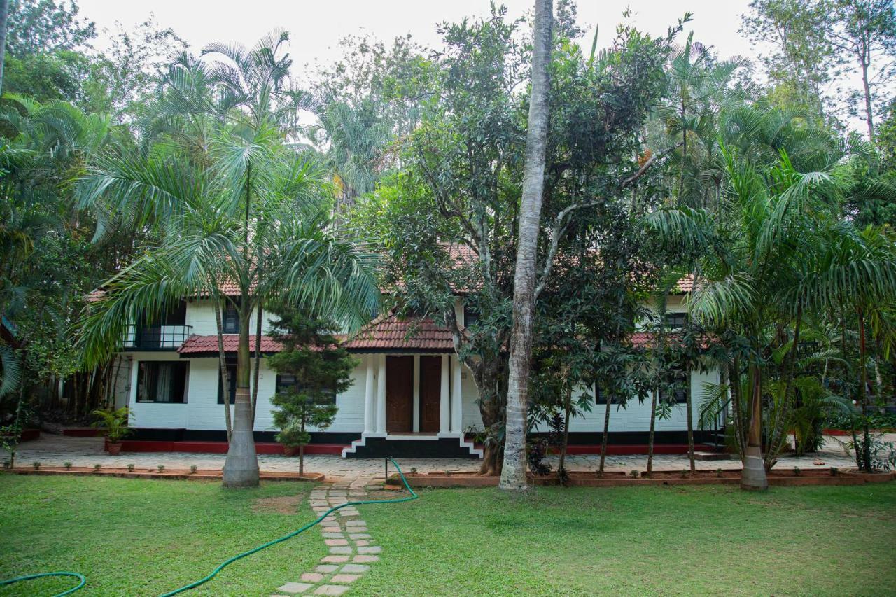 Orchid Trails Resort Sultan Bathery Eksteriør bilde