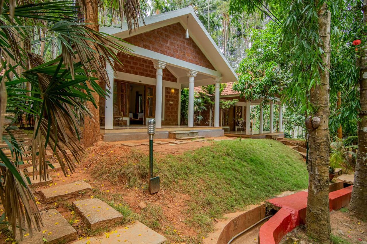Orchid Trails Resort Sultan Bathery Eksteriør bilde